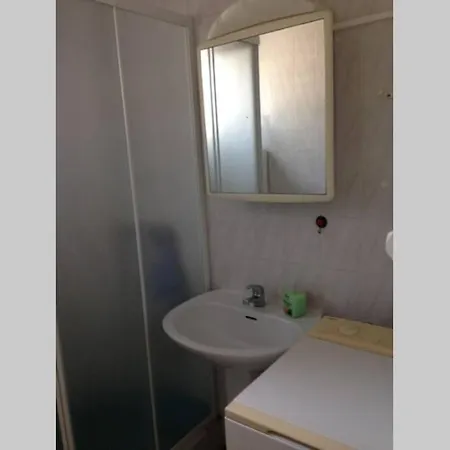 Apt Climatise T3 Saint Pierre La Mer, Terrasse, Jardin Et Parking Prive